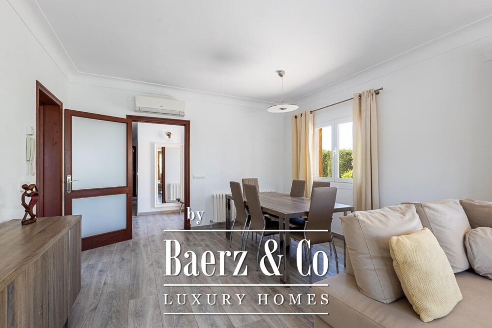 Exclusive Villa with Vacation License in Arenal area, Palma image