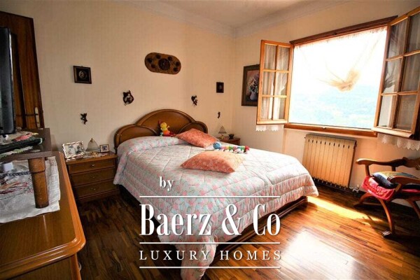 photo 17 2 x Villa for sale 350 m² (ca. 1975) + 125 m² (2006)