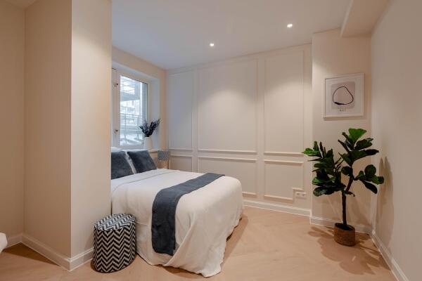 photo 25 Eerste Helmersstraat 34