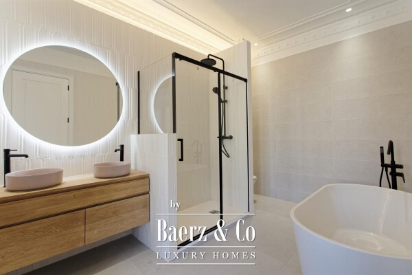 photo 11 Absolute Luxury: Exclusive Renovated Residence in a Historic Finca Regia   Eixample Dreta